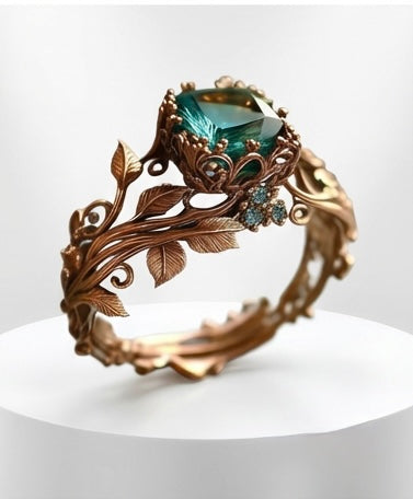 Verdant Majesty Vintage Crown Ring